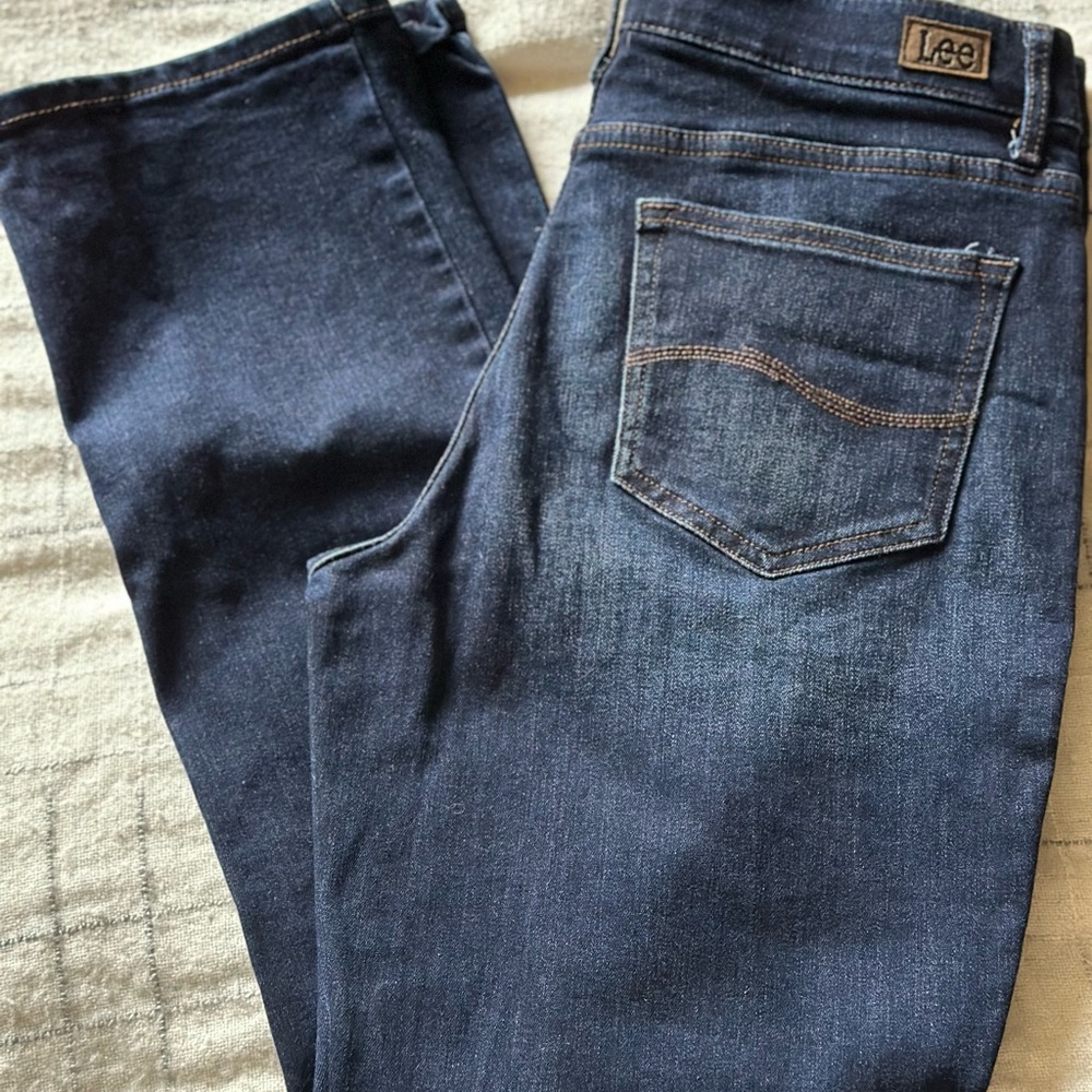 Jeans - Picture 3 of 4